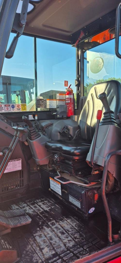 2022 Yanmar Sv100 Red