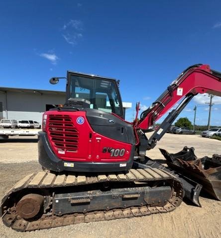 2022 Yanmar Sv100 Red