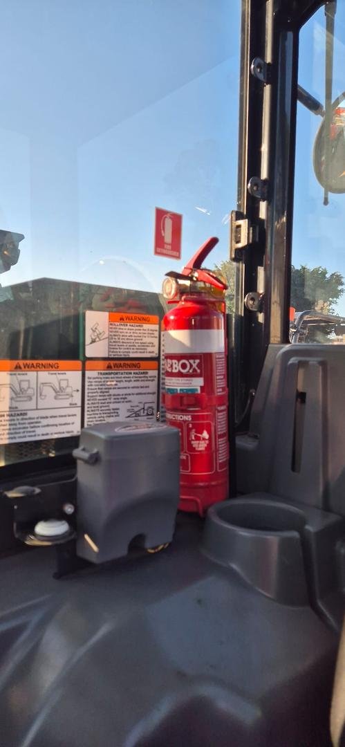 2022 Yanmar Sv100 Red