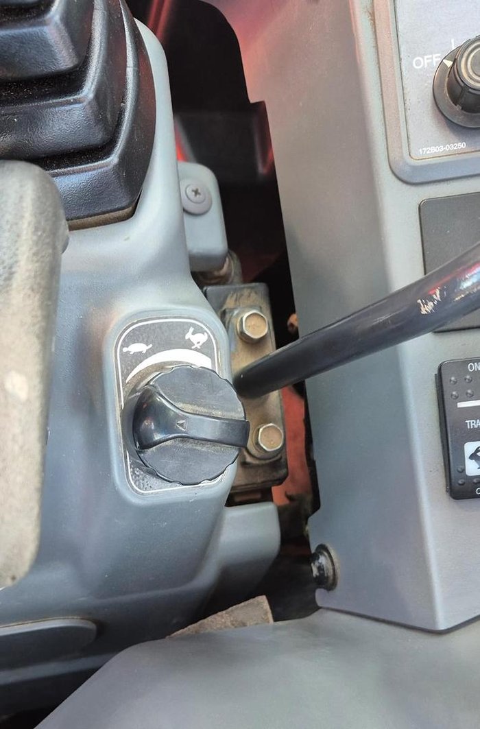 2022 Yanmar Sv100 Red