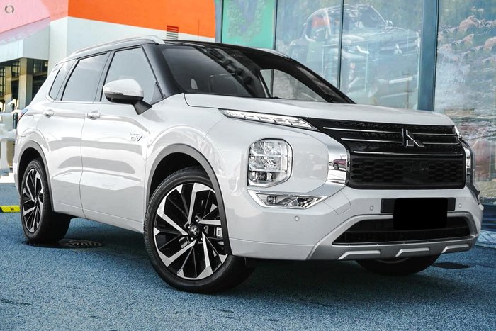 2025 Mitsubishi Outlander PHEV Exceed Tourer