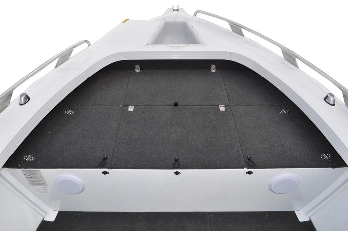 2024 Stacer 529 Outlaw Centre Console