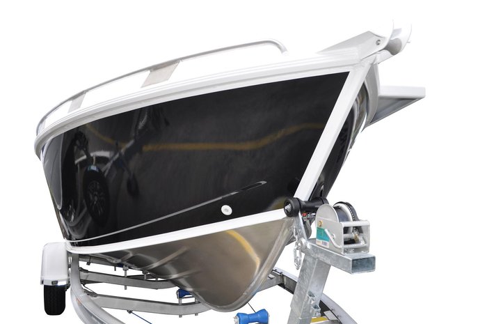 2026 Stacer 529 Outlaw Centre Console