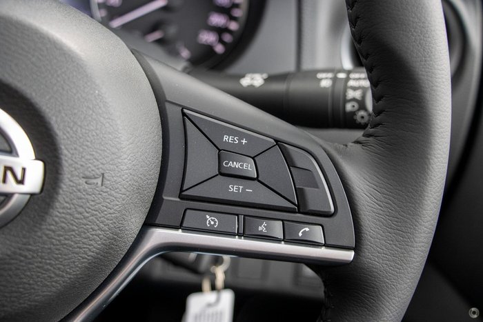 2024 Nissan Navara ST