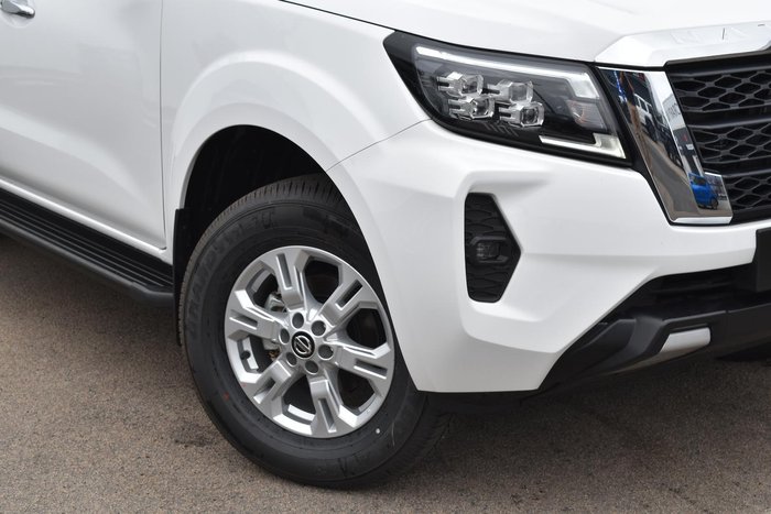 2024 Nissan Navara ST