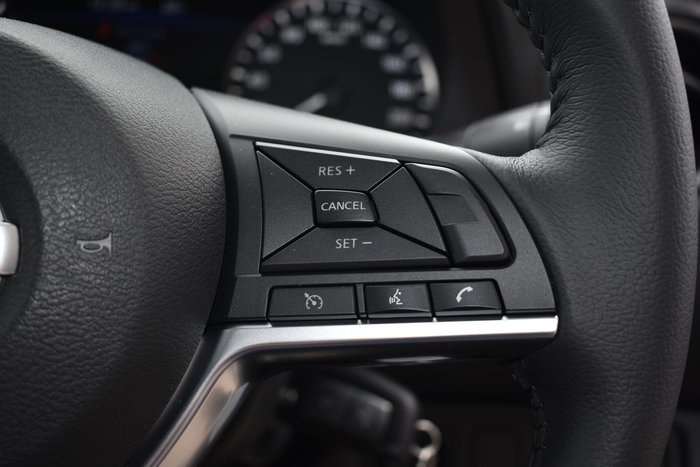 2024 Nissan Navara ST