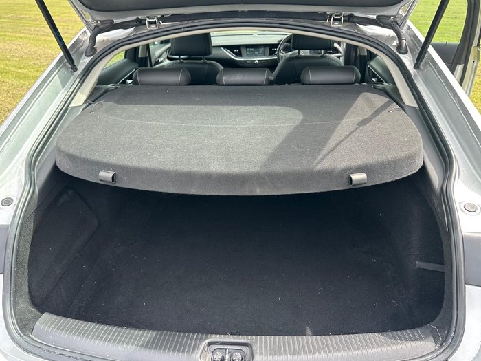 2020 Holden Commodore RS