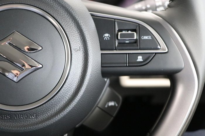 2025 Suzuki Swift Hybrid Plus