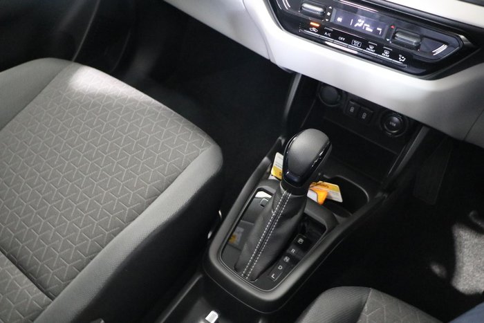 2025 Suzuki Swift Hybrid Plus
