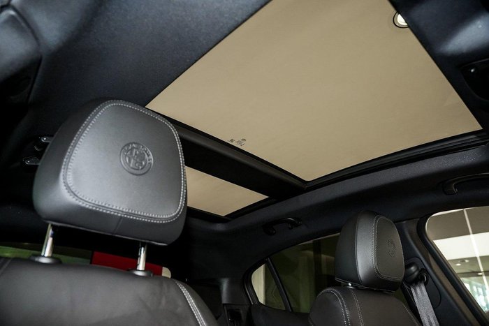 2023 Alfa Romeo Stelvio Veloce