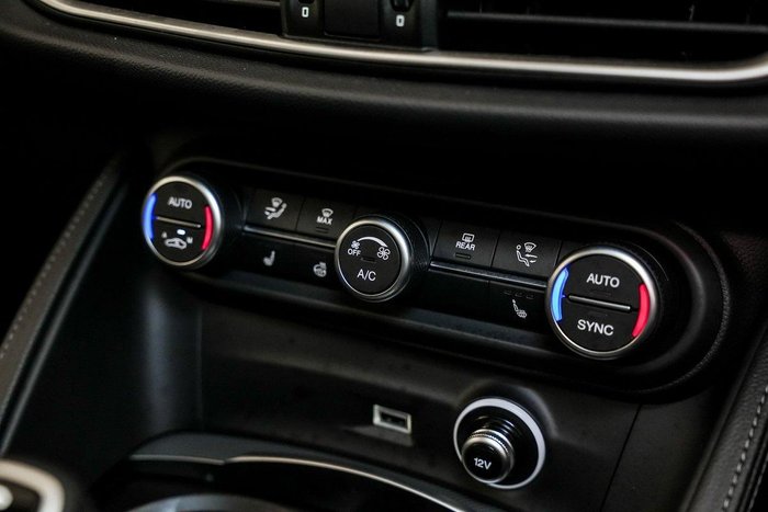 2023 Alfa Romeo Stelvio Veloce