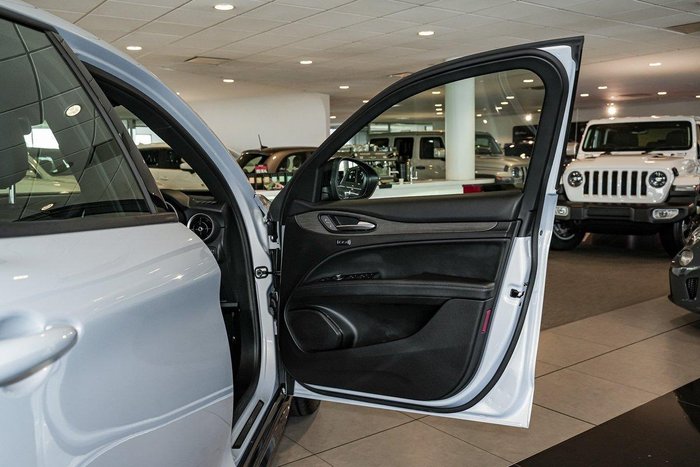 2023 Alfa Romeo Stelvio Ti