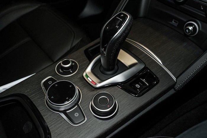 2023 Alfa Romeo Stelvio Ti