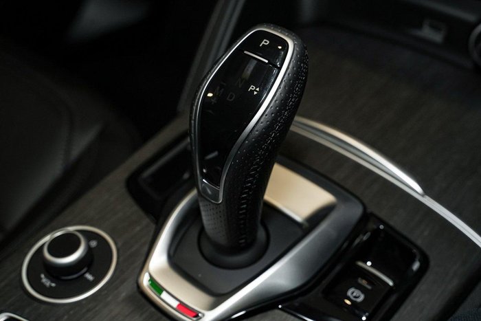 2023 Alfa Romeo Stelvio Ti