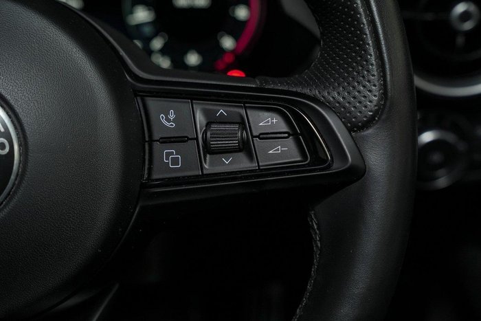 2023 Alfa Romeo Stelvio Veloce