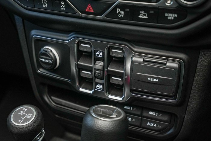 2023 Jeep Gladiator Night Eagle