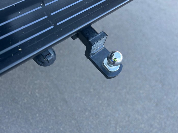 2019 Toyota Hilux SR