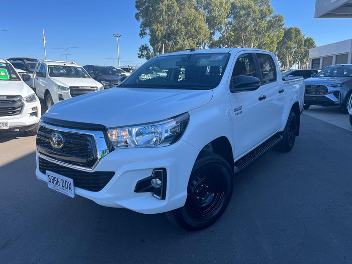 2019 Toyota Hilux SR