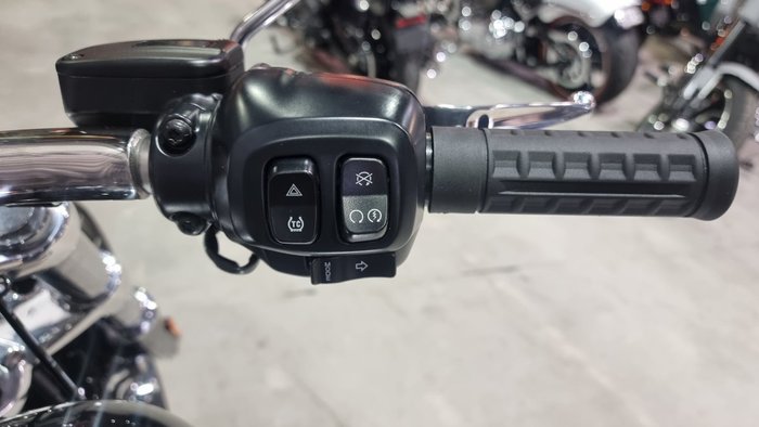 2025 Harley-davidson FXBR BREAKOUT (117) Vivid Black