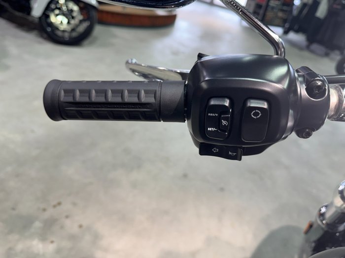 2025 Harley-davidson FXBR BREAKOUT (117) Vivid Black