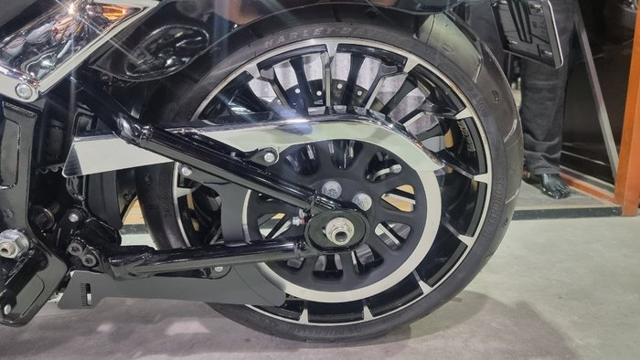 2025 Harley-davidson FXBR BREAKOUT (117) Vivid Black