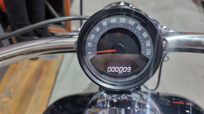 2025 Harley-davidson FXBR BREAKOUT (117) Vivid Black