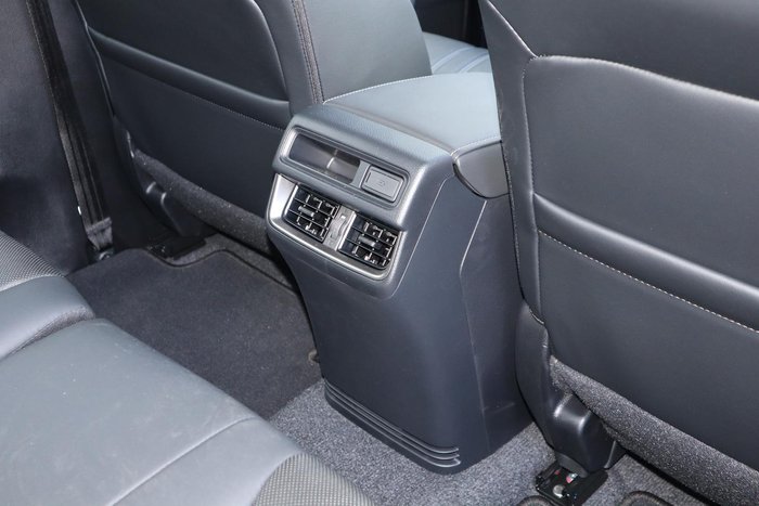 2025 Mazda BT-50 GT