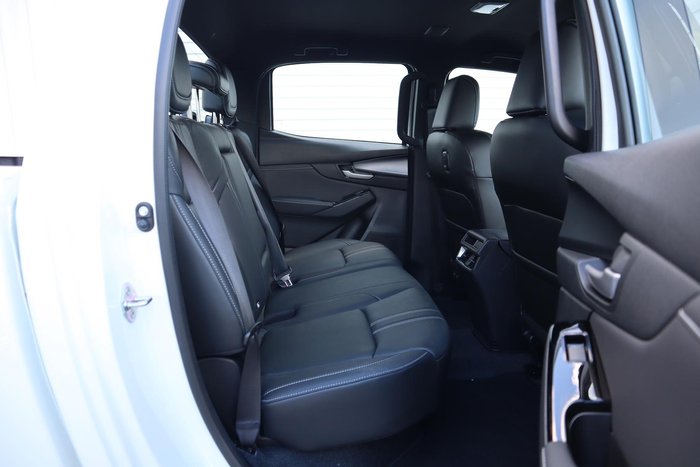 2025 Mazda BT-50 GT