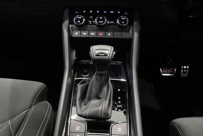 2024 SKODA Karoq 140TSI Sportline