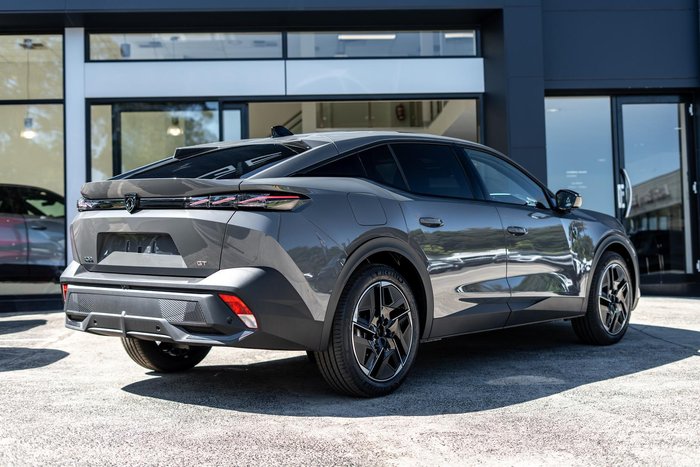 2025 Peugeot 408 GT Premium Hybrid