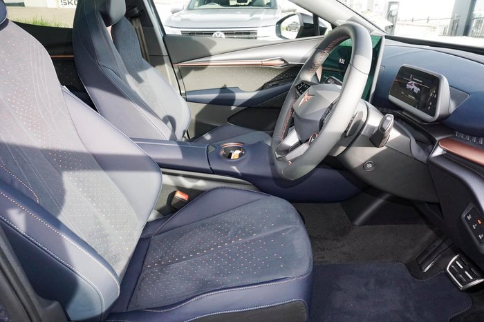 2024 CUPRA Tavascan VZ