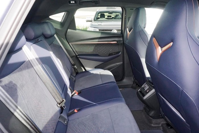 2025 CUPRA Tavascan VZ