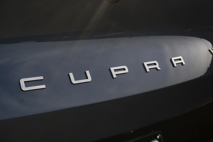 2024 CUPRA Tavascan VZ