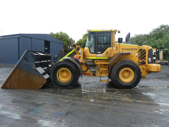 2011 VOLVO L60F