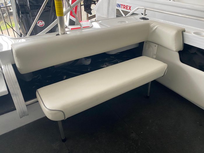 2025 QUINTREX 520 Cruiseabout Pro