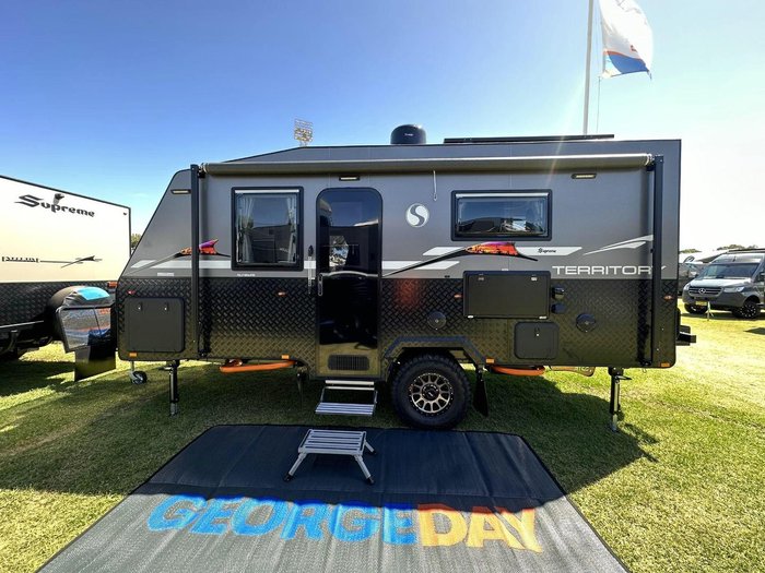 2025 Supreme 1760_C_K2e3_S Territory 17'6