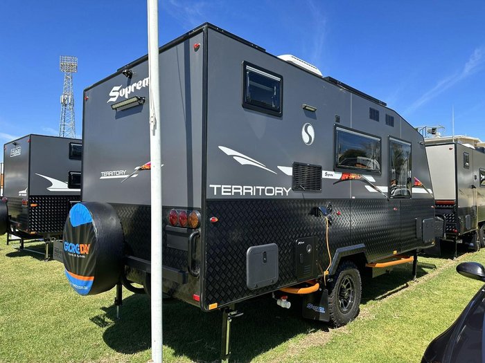 2025 Supreme 1760_C_K2e3_S Territory 17'6