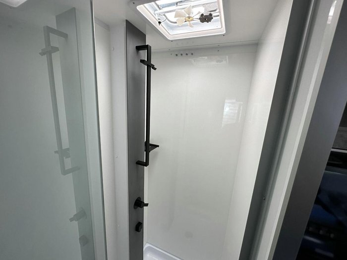 2024 Windsor Daintree 2 Berth