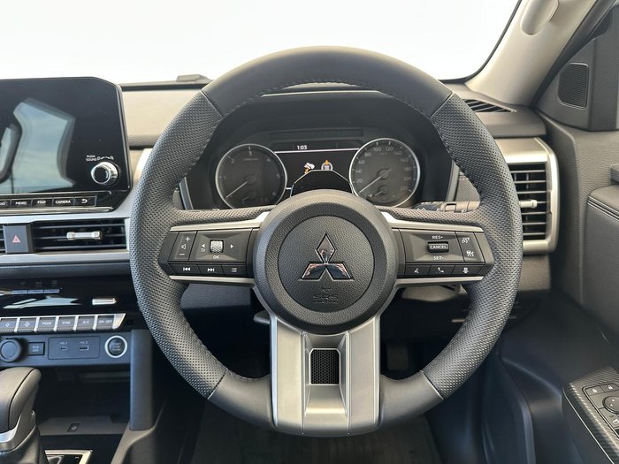 2024 Mitsubishi Triton GLS