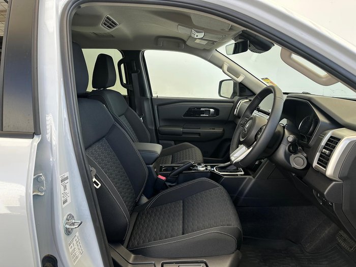 2024 Mitsubishi Triton GLS
