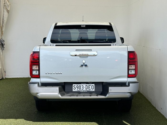 2024 Mitsubishi Triton GLS