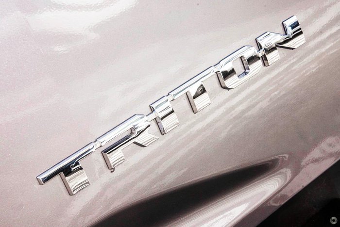 2024 Mitsubishi Triton GLX+ MV MY24 4X4 Dual Range Blade Silver