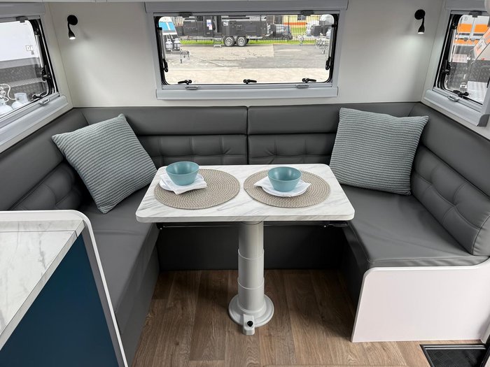 2025 Rembrandt Caravans Nightwatch Rear Club 22.9