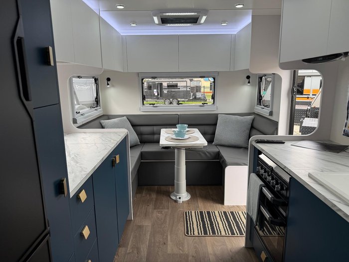 2025 Rembrandt Caravans Nightwatch Rear Club 22.9
