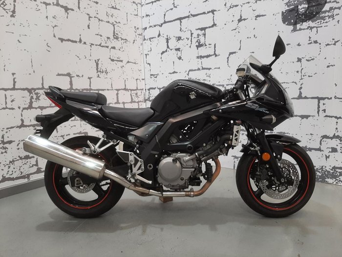 2011 Suzuki SV650SU LAMS SV Black