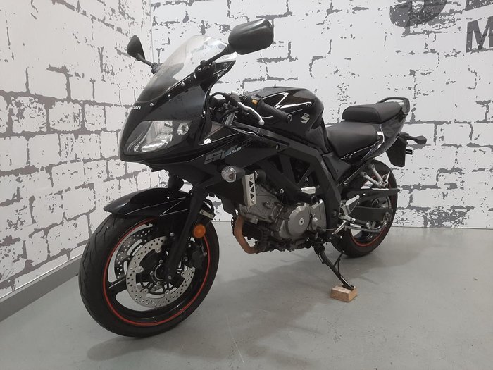 2011 Suzuki SV650SU LAMS SV Black