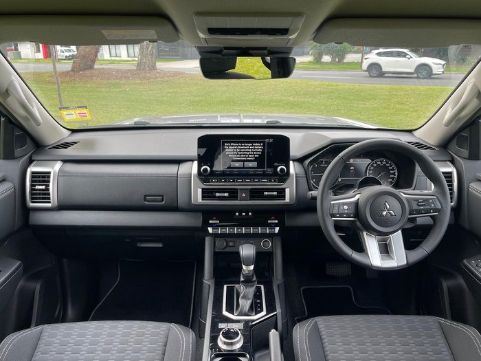 2024 Mitsubishi Triton GLS