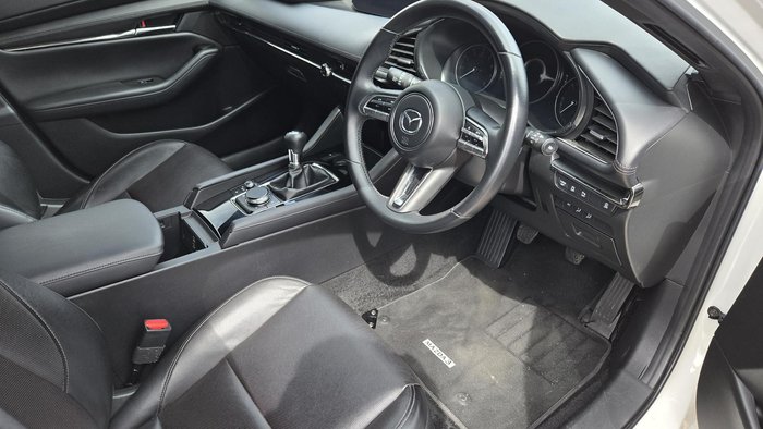 2022 Mazda 3 G20 Touring