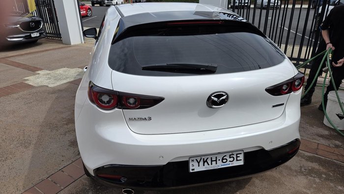 2022 Mazda 3 G20 Touring