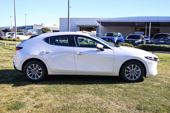 2025 Mazda 3 G20 Pure